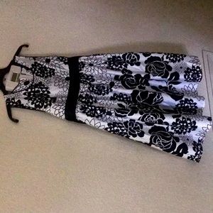 Girls black and white dress